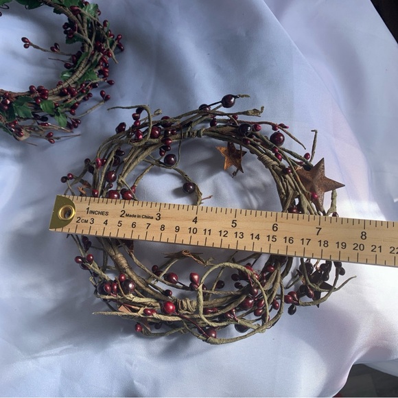 Rustic Berry and Vine Mini Grapevine Wreaths Set Pip-berries Stars 4-7” - Picture 3 of 8